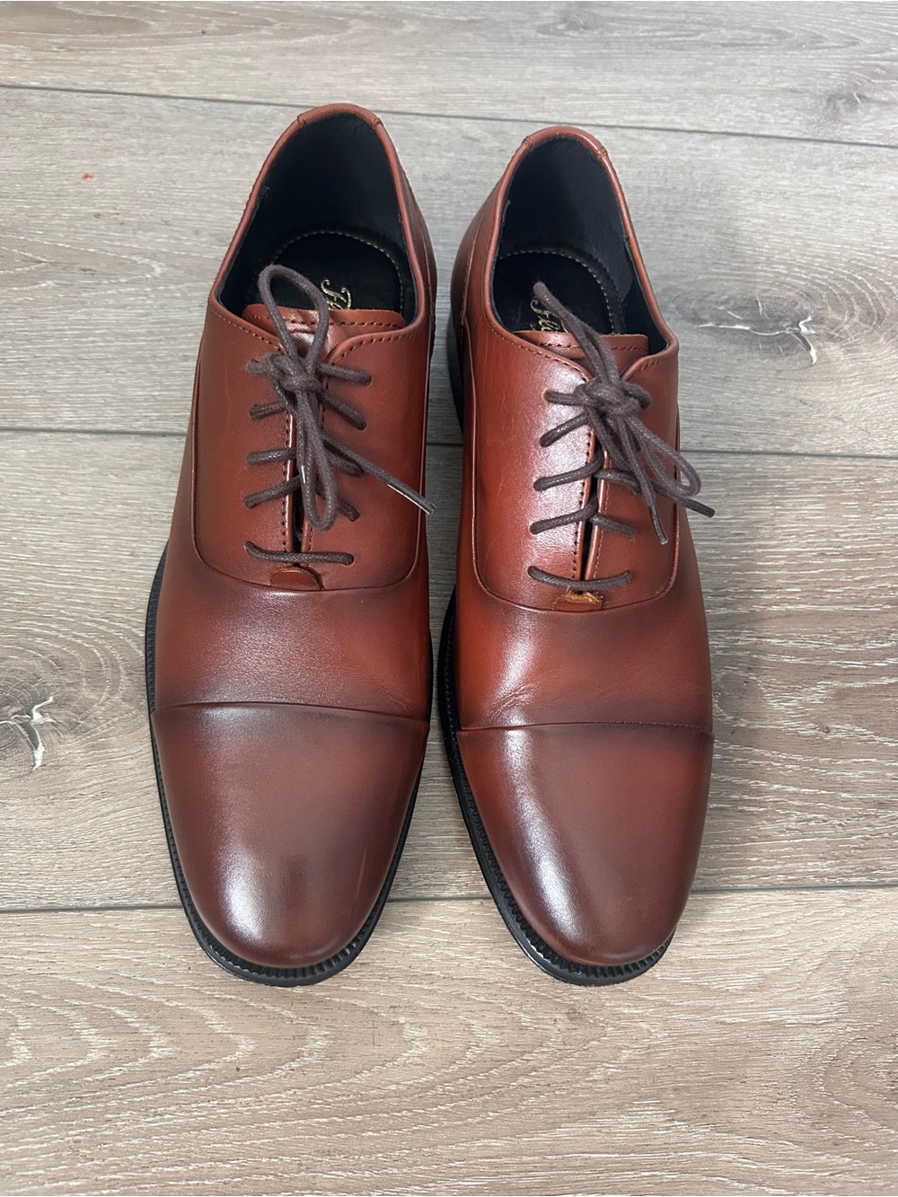 Florsheim Brown Leather Cap Toe Oxford Dress Shoes. Size 8.5M